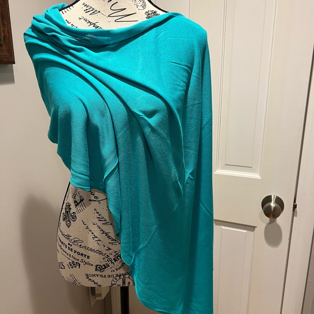 Versatile turquoise wrap NWT